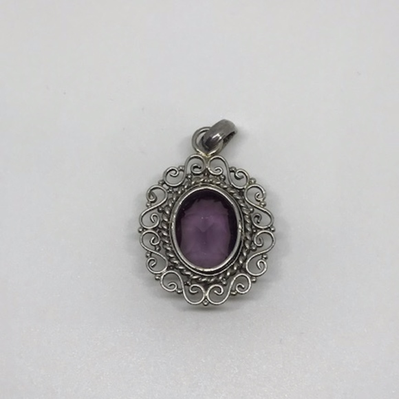 9.5 Carat Amethyst in Filigree Sterling Pendant - Picture 3 of 6